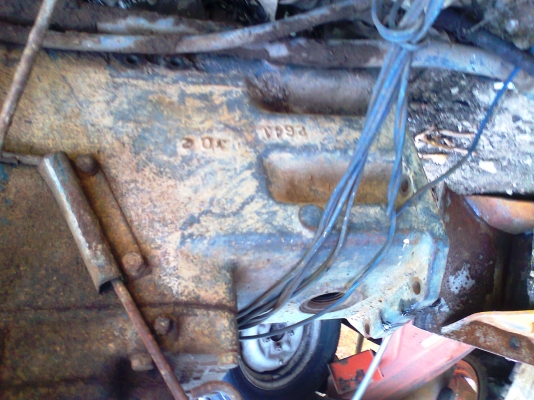 ขายด่วน..รถไถ KUBOTA L2000 ทั้งคัน ขายตามสภาพ เครื่องดี คัสซีดี เกียร์ต้องซ่อม.