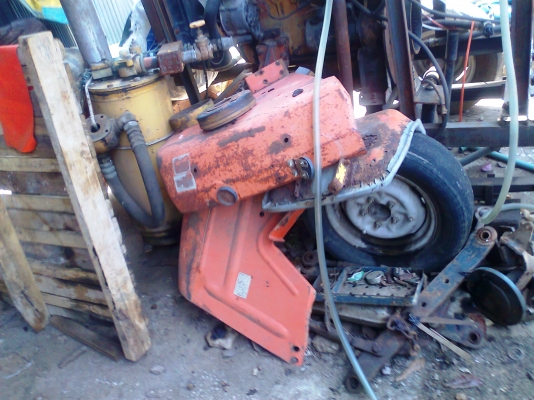 ขายด่วน..รถไถ KUBOTA L2000 ทั้งคัน ขายตามสภาพ เครื่องดี คัสซีดี เกียร์ต้องซ่อม.