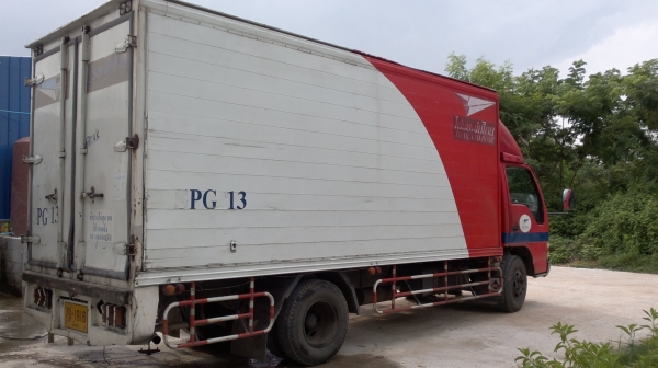 ขายตู้แห้ง ยาว 5 เมตร ถอดจาก NPR 130 ปี 48 ขายตู้แห้ง ยาว 5 เมตร ถอดจาก NPR 130 ปี 48