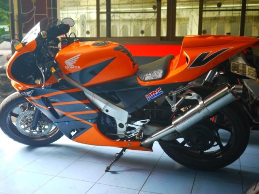 รับสั่งประกอบ Cbr400 Vfr Nc30 Nc35 จัดไฟแนนท์ได้เลือกสีเลือกลายเลือกแฟริ่งได้