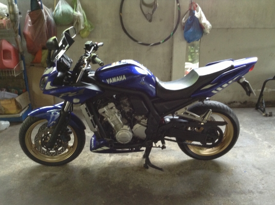 ลดกระหน่ำ ขาย(แลก-เทิร์น) fazer 1000.CC ปี2001ทะเบียนพร้อมโอน จัดไฟแนนได้ครับดาว80,000 เครื่องฟิิต240+ยังเหลือ ท่อแต่งโอเวอร์ลั่นทุ่ง ยางเต็มหน้าหลัง โซ่สเตอร์เต็ม สภาพพร้อมใช้ครับ