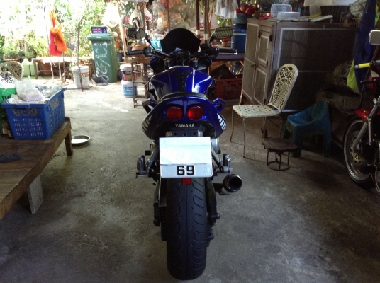 ลดกระหน่ำ ขาย(แลก-เทิร์น) fazer 1000.CC ปี2001ทะเบียนพร้อมโอน จัดไฟแนนได้ครับดาว80,000 เครื่องฟิิต240+ยังเหลือ ท่อแต่งโอเวอร์ลั่นทุ่ง ยางเต็มหน้าหลัง โซ่สเตอร์เต็ม สภาพพร้อมใช้ครับ