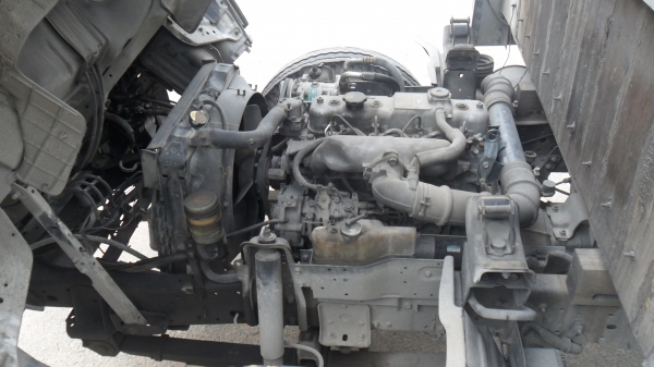 บรรทุก  4 ล้อ  อีซูซุ  เกียร์สั้น  หัวการ์ตูน