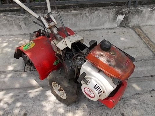 รหัส:13001153รถพรวนดินเดินตามROBINเบนชิล(3.5ps)มีชุดพรวนดินกว้าง55cm.รถพร้อมทำงานติดเครื่องง่าย