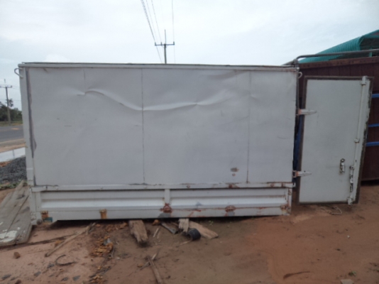 ขายตู้แห้ง เป็นของรถ4-6ล้อเล็ก สภาพดีราคาถูกๆ