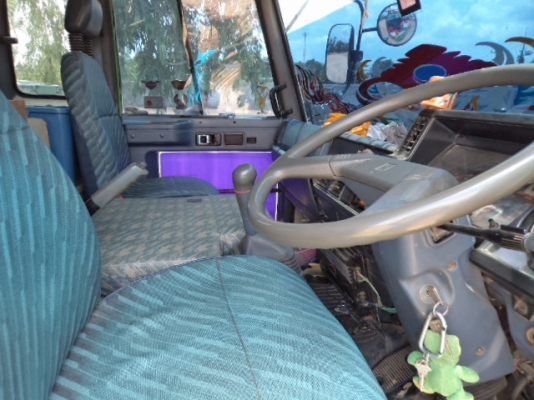 ขายรถ6ล้อดั้มอีซูซุร็อก เครื่อง195แรง สภาพสวยๆพร้อมใช้งานคับ