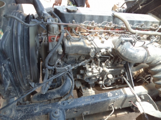 ขายรถ6ล้อดั้มอีซูซุร็อก เครื่อง195แรง สภาพสวยๆพร้อมใช้งานคับ