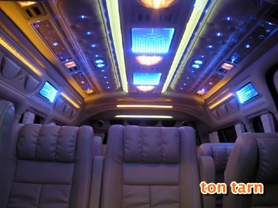 รถตู้VIPจริงๆปี/2012 ขอบอกว่าvipเต็ม คุ้มครับ