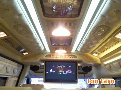 รถตู้VIPจริงๆปี/2012 ขอบอกว่าvipเต็ม คุ้มครับ