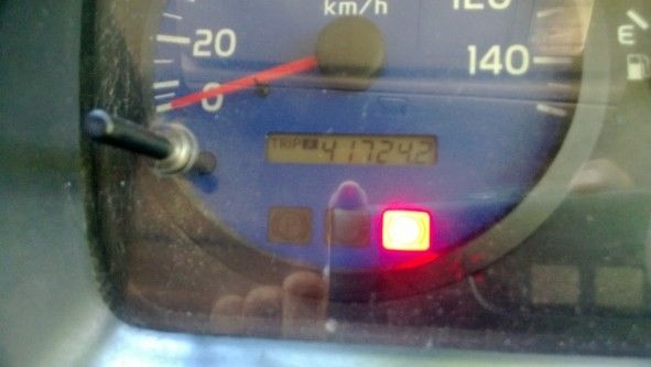 รถฮีโน่ 10 ล้อดั้ม หัวลาก  260 แรงม้า ปี 47  สนใจติดต่อ 081 - 6079515