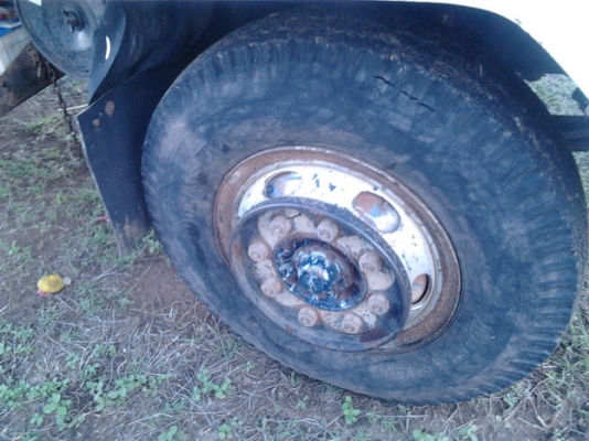 ***ขายแล้วครับขอบคุณ Truck2hand ขาย  ขาย 10ล้อ2เพลาดั๊ม ISUZU ROCKY 175 เครื่อง6BG1 175HP แห้งดี ไม่เยิ้ม เกียร์ดี ช่วงล่างใหญ่ เสื้อเพลาFUSO คัสซีสวย ไม่ผุไม่บวม สโลวพร้อม กระบะดั๊มข้างเรียบสภาพดีคอกเษตร หัวนอก สภาพสวยบางไม่ผุ ภายในดี คอนโซลครบ พร้อมใช้