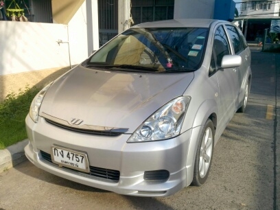 ขาย toyota wish 2.0 s รถเจ้าของใช้เองมือเดียวเหมือนใหม่ วิ่ง 70000 กม เช็คศูนย์ตลอด ไม่เคยเกิดอุบัติเหตุ