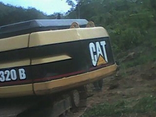 รถแบคโฮ CAT  320B    สนใจติดต่อ 081 - 6079515
