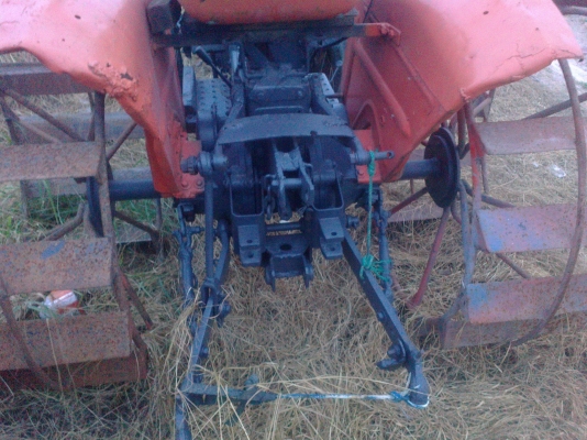 ขายกันถูกๆ KUBOTA L2000  20แรงม้า