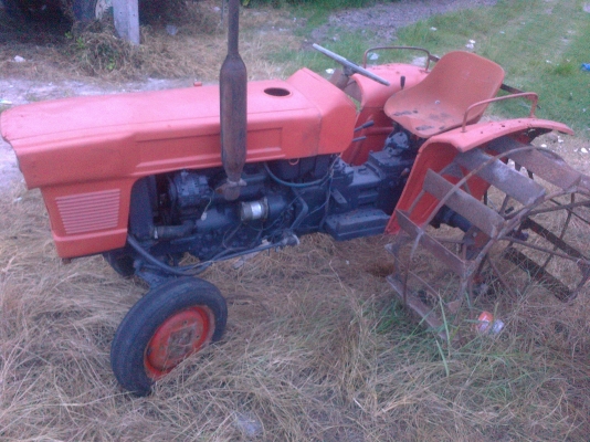 ขายกันถูกๆ KUBOTA L2000  20แรงม้า