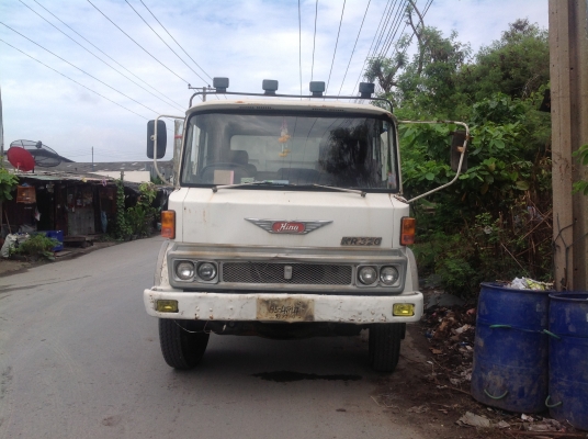 ขายรถ6ล้อดั้มHINO KR320 กระบอกดั้ม8ตันดั้มต่อใหม่ คัลซีสวย เครื่องดี ราคา685000บาทต่อรองได้นิดหน่อย