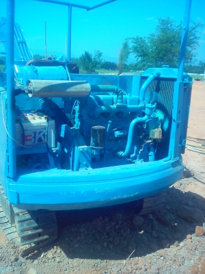 ขายรถแบ็คโฮว KOMATSU PC30 สภาพร้อมใช้งาน ขายรถแบ็คโฮว KOMATSU PC30 สภาพร้อมใช้งาน