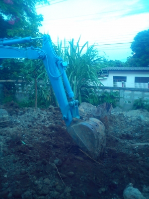 ขายรถแบ็คโฮว KOMATSU PC30 สภาพร้อมใช้งาน ขายรถแบ็คโฮว KOMATSU PC30 สภาพร้อมใช้งาน