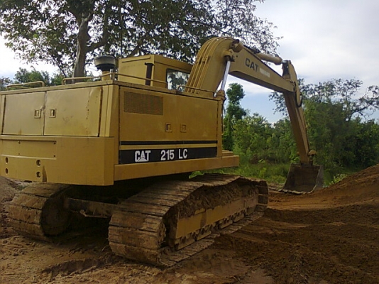 ขายเเเบบด่วนๆcat215lc เพียง600'000
