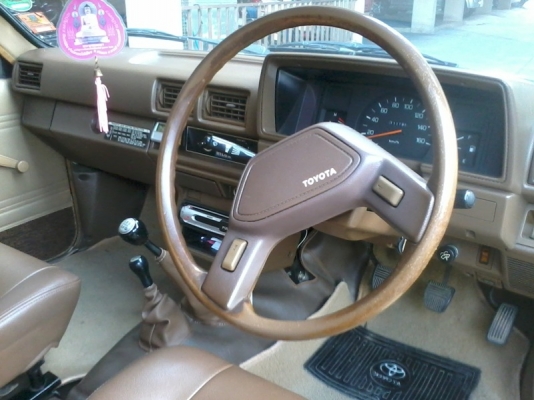 TOYOTA HERO YN67 TOYOTA HERO YN67