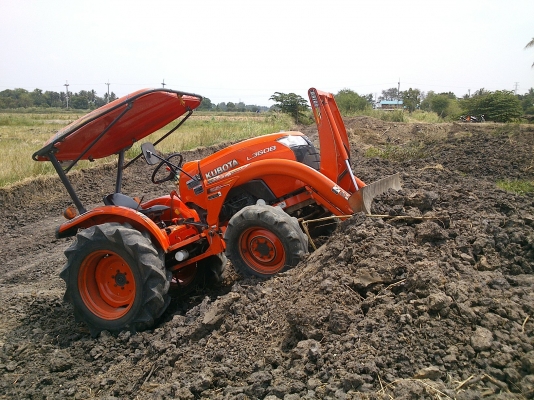 ขาย คูโบต้า 3608 สภาพดีพร้อมใช้ รถใช้งานน้อย  ครับ