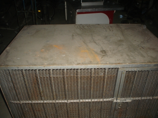 กรงหมา  สภาพใหม่  เหล็กหนาแข็งแรง  ขายถูก ใบละ2500บาท