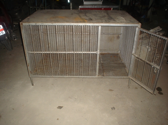 กรงหมา  สภาพใหม่  เหล็กหนาแข็งแรง  ขายถูก ใบละ2500บาท