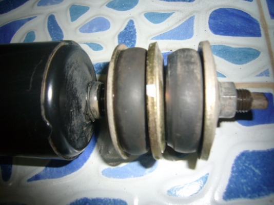 ขายโช๊คอัพ ของ ISUZU Hilander เครื่อง3000