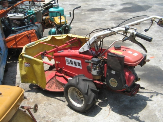 ขาย รถตัดหญ้าเดิมตาม 8 แรง ยี่ห้อ Mitsubishi นำเข้าญี่ปุ่น ราคา 19,500 ขาย รถตัดหญ้าเดิมตาม 8 แรง ยี่ห้อ Mitsubishi นำเข้าญี่ปุ่น ราคา 19,500