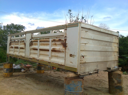 ขายกระบะสิบล้อ