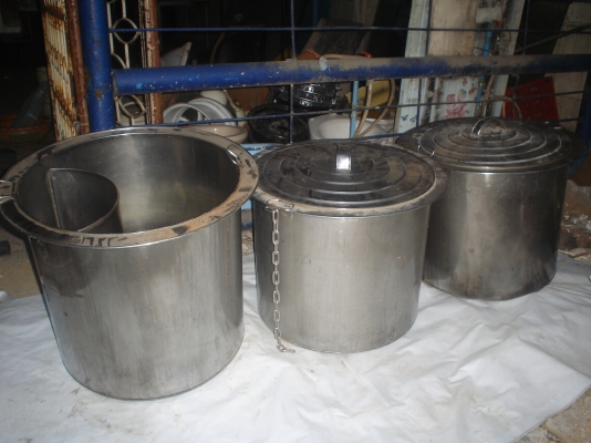 หม้อก๋วยเตี๋ยว  3 ใบ  ใหญ่มากๆๆ  เหมามาเหมาไป  2200บาท