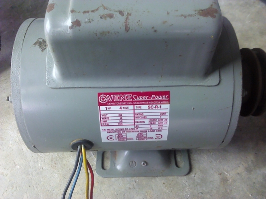 มอเตอร์1 แรงม้า ยี่ห้อVENZ ไฟบ้าน 220V. สภาพพร้อมใช้ไม่มีเสียงเลย