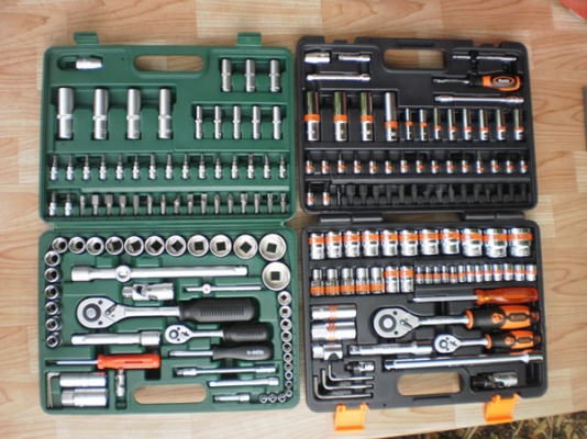 แม่แรงยกรถ,ชุดบล๊อค,ประแจ,ขาตั้ง,ปั้มลม,เครนยกเครื่อง