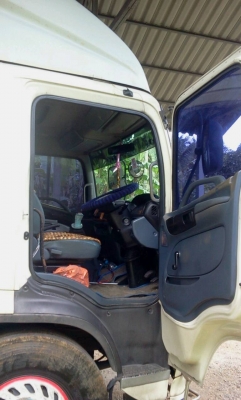 HINO MAGA FL ปี 49 EURO2 คุณพิษณุ จ.แพร่ จองแล้วค่ะ HINO MAGA FL ปี 49 EURO2 คุณพิษณุ จ.แพร่ จองแล้วค่ะ