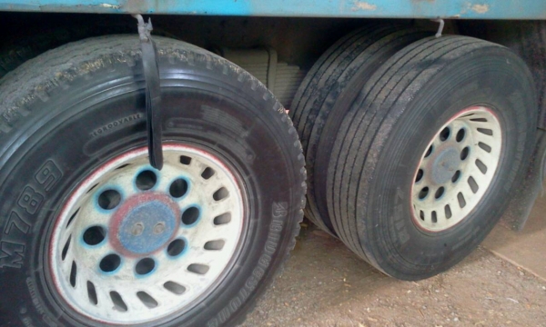 HINO MAGA FL ปี 49 EURO2 คุณพิษณุ จ.แพร่ จองแล้วค่ะ HINO MAGA FL ปี 49 EURO2 คุณพิษณุ จ.แพร่ จองแล้วค่ะ