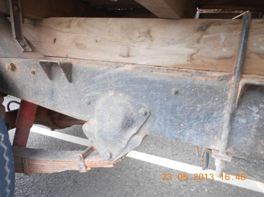 ขายรถบรรทุก ISUZU 4 ล้อใหญ่ แซสซีสวยมาก