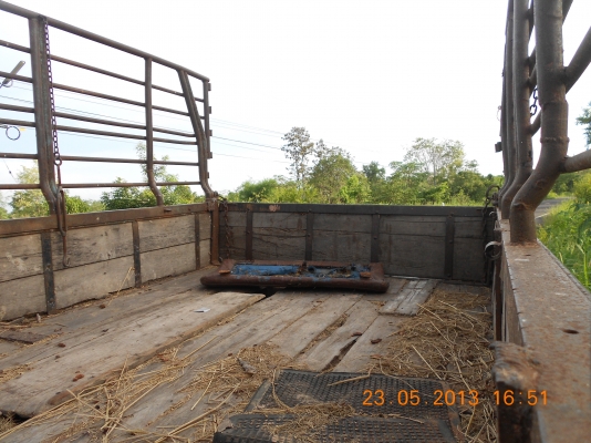 ขายรถบรรทุก ISUZU 4 ล้อใหญ่ แซสซีสวยมาก