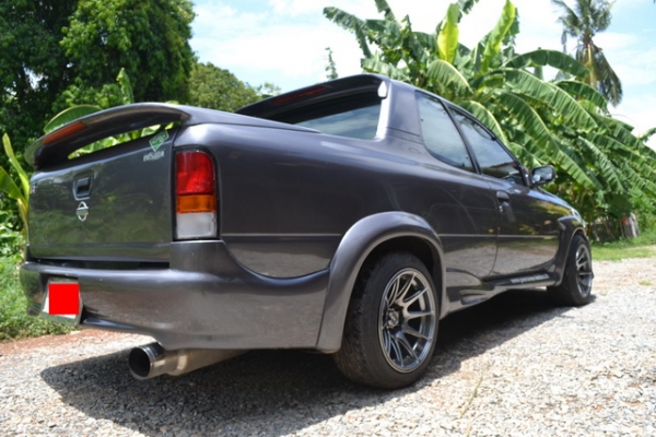 ขาย NV 1.6 LPG แต่งงาม ๆ ครับ