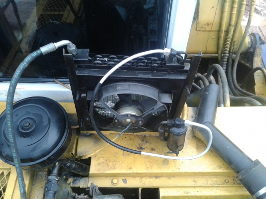 ขาย PC 120-5 คอนโทรลสั้น บูม อาร์ม รุ่นพิเศษยาว แอร์พร้อม ช่วงล่างเต็ม