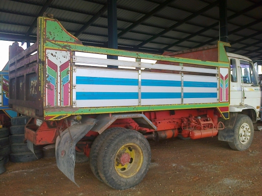 (รถสวยได้ใจ)6ล้อดั้มNISSAN UD 180แรง CPA87G (CW180) สวยจัด คัสซี เครื่อง เกียร์ เก๋ง เดิม