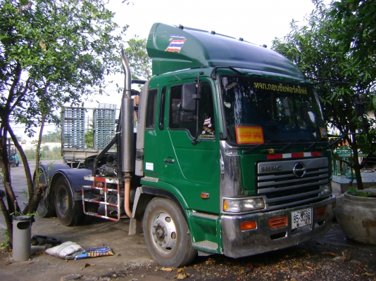 ขายรถสิบล้อหัวลากHino Frofia สองเพลาพร้อมหางพื้นเรียบสามเพลา