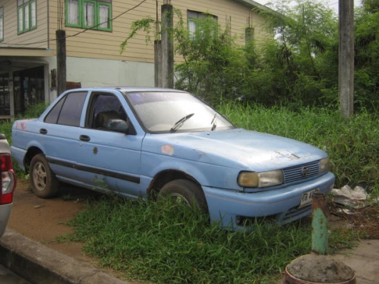 ขายซากรถนิสสันเซนทรา 1.6  B-13 ปี 2536 ทะเบียน ไม่โอน ราคา 28000 โทร 089-6291500  อุบล