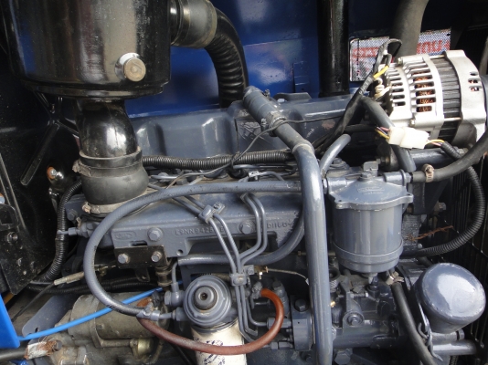 FORD NEWHOLLAND 6640  พร้อมใบดัน+ผาน7 ทะเบียนครบ((086-2126921))