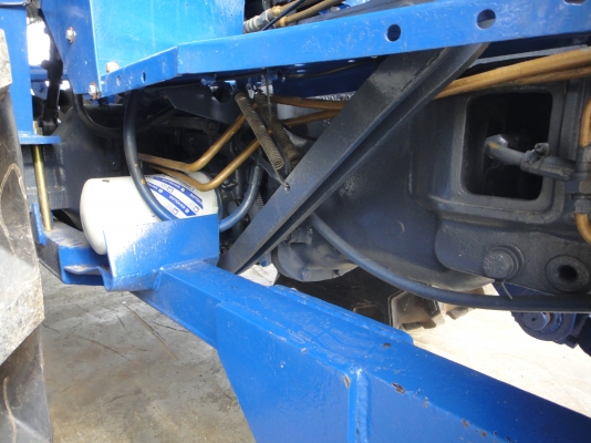 FORD NEWHOLLAND 6640  พร้อมใบดัน+ผาน7 ทะเบียนครบ((086-2126921))