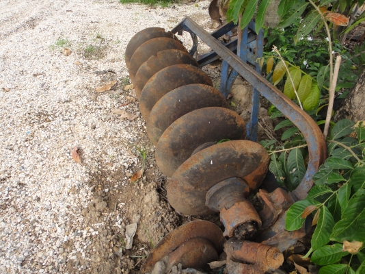 ผาน7 ใส่รถไถฟอร์ดและรถไถอื่นๆ  ราคาถูกๆ  15,000 บาท  ( ((086-2126921)) )