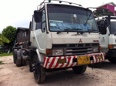 ขาย 10 ล้อ ฟูโซ่ FN215 หัว/คัชชี เพลาเดียว ใช้แก้สเอ็นจีวี