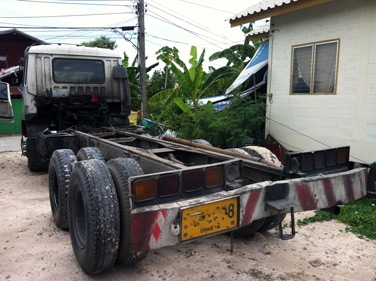 ขาย 10 ล้อ ฟูโซ่ FN215 หัว/คัชชี เพลาเดียว ใช้แก้สเอ็นจีวี