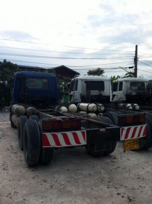 ขาย 10 ล้อ ฟูโซ่ FN215 หัว/คัชชี เพลาเดียว ใช้แก้สเอ็นจีวี