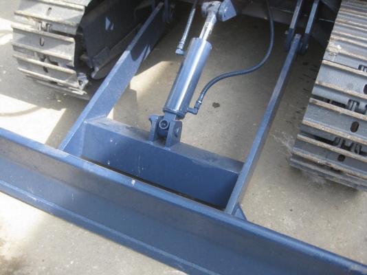 ขายรถขุดดินBACKHOE KOMATSU PC15-5  พร้อมใช้งาน