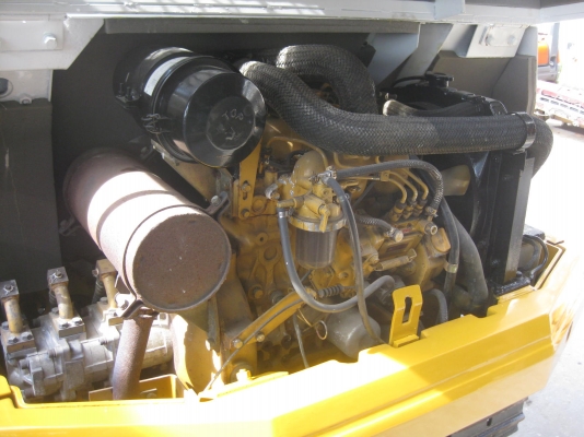 ขายรถขุดดินBACKHOE KOMATSU PC15-5  พร้อมใช้งาน